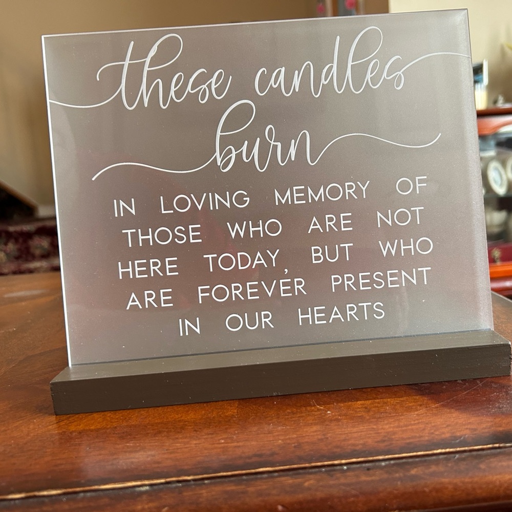 Memorial Table Sign - Picture 2 of 5